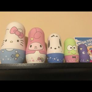 Sanrio Nesting Dolls (2017)